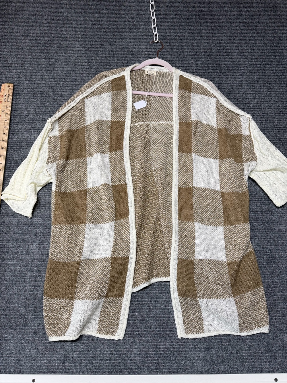 POL Open-Front Plaid Cardigan Sweater in Cream & Brown
